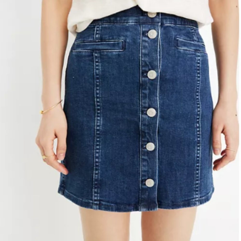 Madewell Denim Mini Skirt Size 23 Stretch Denim Straight Button Front